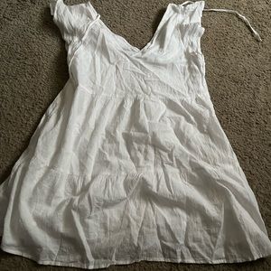 Abercrombie white babydoll tshirt dress size small petite. Brand new with tags